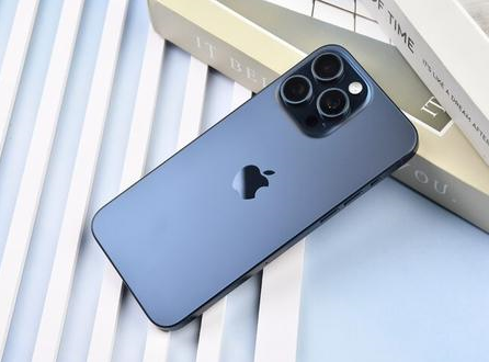 陆良苹果维修点分享iPhone 15 Pro Max自动关机造成的原因 