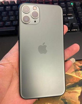 陆良苹果维修点分享iPhone 11 Pro黑屏小众故障解析 